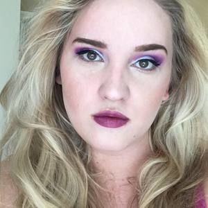 Meet your Posher, Liz